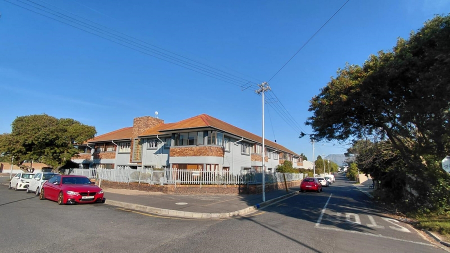 3 Bedroom Property for Sale in Diep River Western Cape